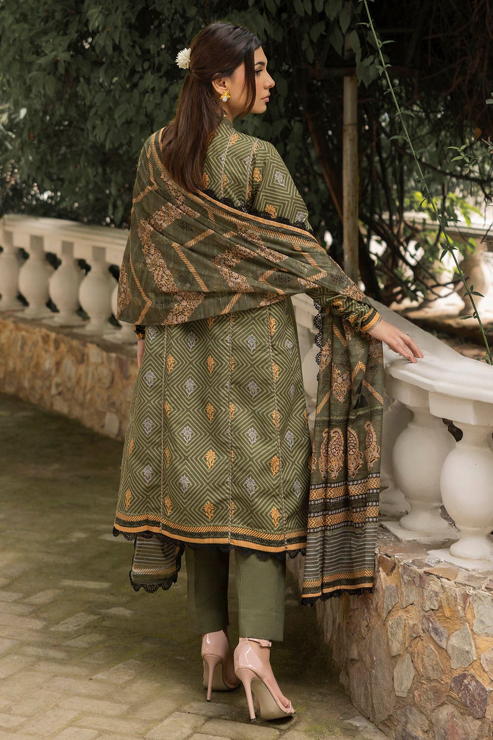 G-113 Gul Ahmed 3 Piece Unstitched Printed Stripe Khaddar Suit K-52081