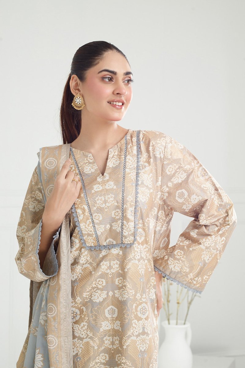 R-121Gul Ahmed Ready to Wear 3PC Lawn Gold And Lacquer Printed Suit IUSTKSD-464