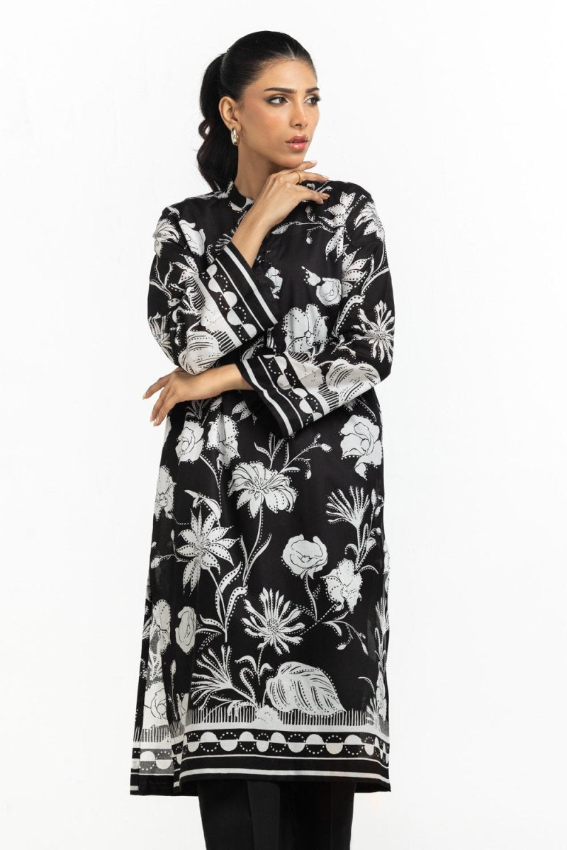 R-112 Gul Ahmed Ready to Wear 3PC Lawn Printed Suit IUSTKSD-484