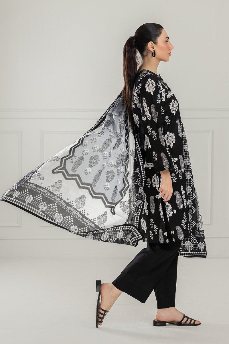 R-125 Gul Ahmed Ready to Wear 3PC Lawn Printed Suit IUSTKSD-503