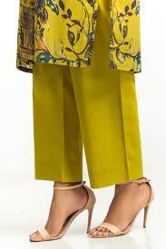 R-105 Gul Ahmed Ready to Wear 3PC Lawn Printed Suit IUSTKSD-533R-10