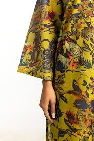 R-105 Gul Ahmed Ready to Wear 3PC Lawn Printed Suit IUSTKSD-533R-10