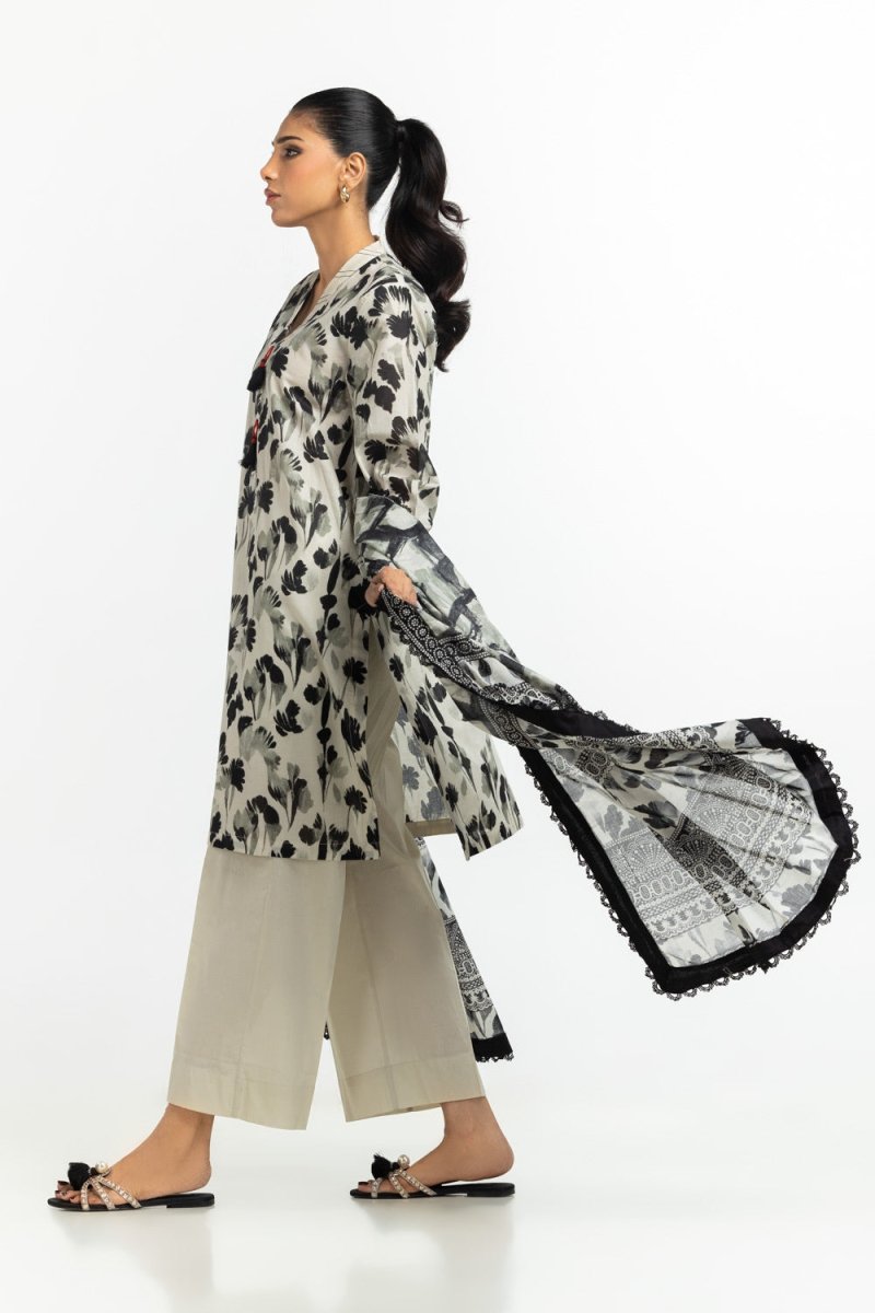 R-108 Gul Ahmed Ready to Wear 3PC Lawn Printed Suit IUSTKSD-546