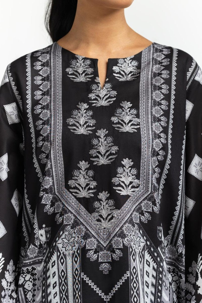 R-124 Gul Ahmed Ready to Wear 3PC Lawn Printed Suit With Embroidered IUSTKSD-551