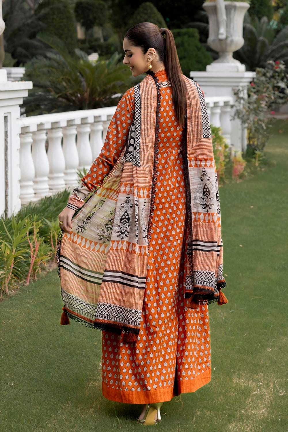 G-107 Gul Ahmed 3 Piece Unstitched Printed Embroidered Khaddar Shirt With Printed Stripe Khaddar Dupatta K-52019