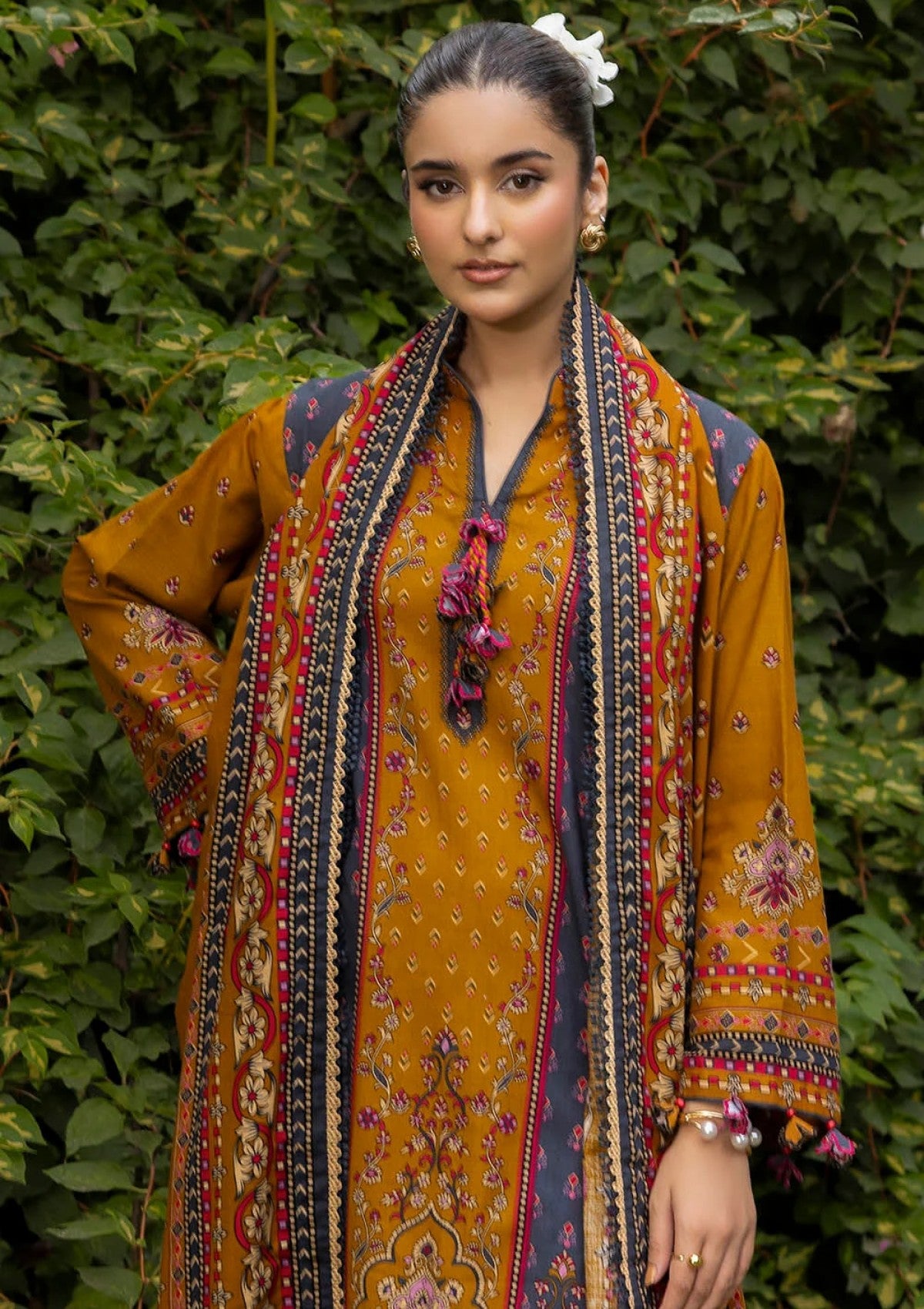G-103 Gul Ahmed 3 Piece Unstitched Printed Khaddar Suit K-52036